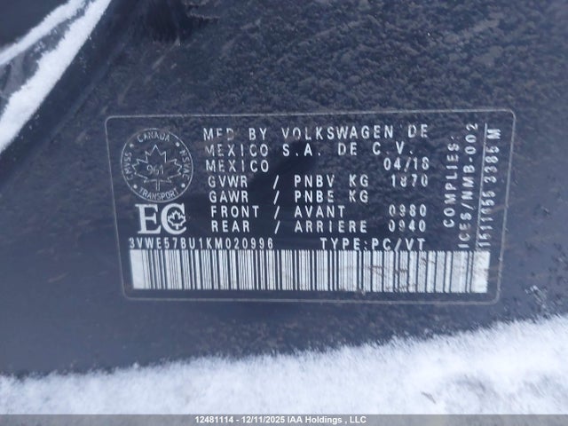 3VWE57BU1KM020996 Volkswagen JETTA SEL