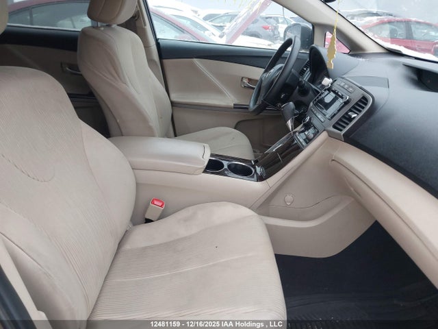 12481159 :رقم المزاد ، 4T3BA3BB8AU015705 vin ، 2010 Toyota Venza مزاد بيع