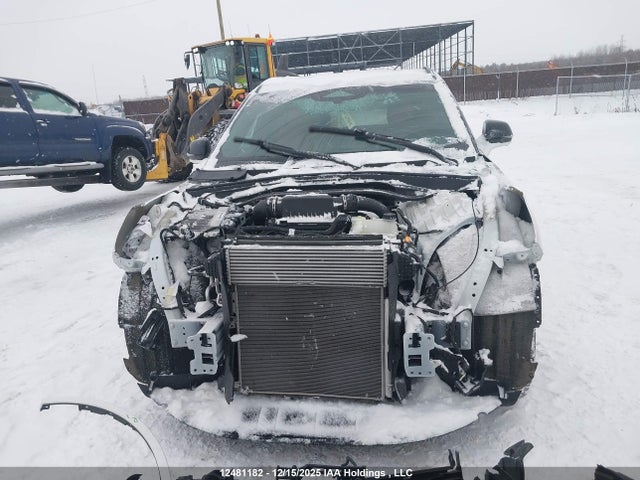 5LM5J7XC5SGL11762 Lincoln Aviator