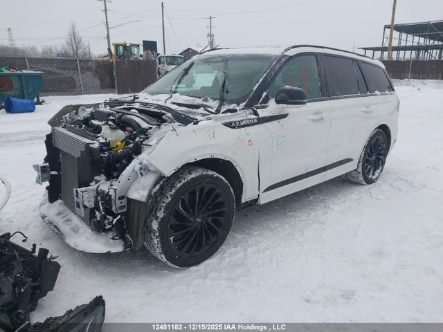 5LM5J7XC5SGL11762 Lincoln Aviator