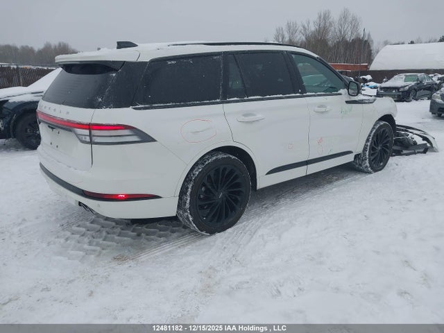 5LM5J7XC5SGL11762 Lincoln Aviator