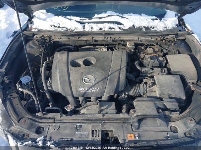3MZBM1L75GM287335 Mazda MAZDA3