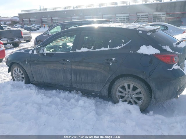 3MZBM1L75GM287335 Mazda MAZDA3