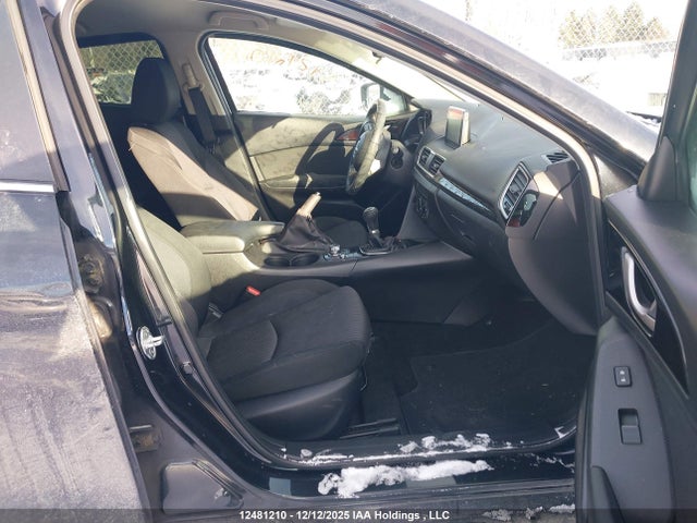 3MZBM1L75GM287335 Mazda MAZDA3