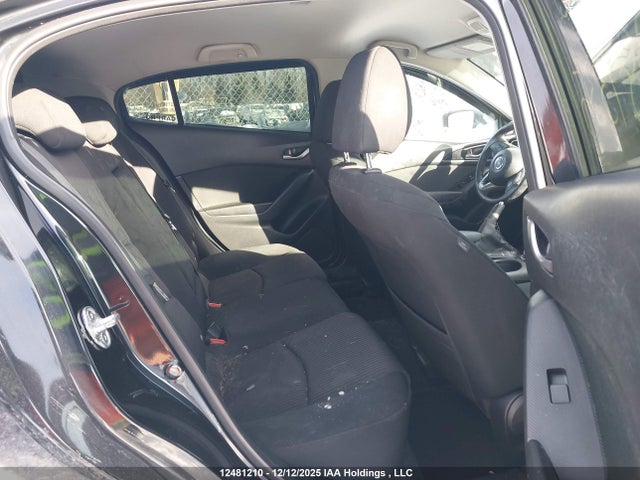 3MZBM1L75GM287335 Mazda MAZDA3
