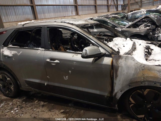 KNDCP3L12P5066609 KIA Niro Ev Premium