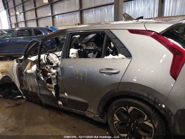 KNDCP3L12P5066609 KIA Niro Ev Premium