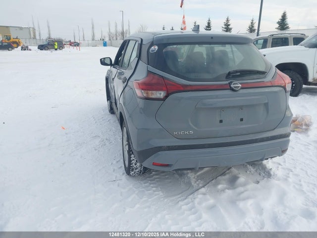 3N1CP5BV8NL527487 Nissan KICKS S