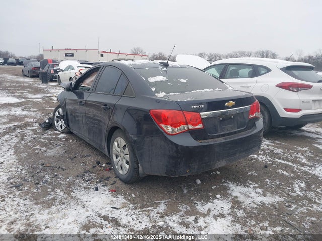 1G1PL5SH9F7211583 Chevrolet Cruze 2ls
