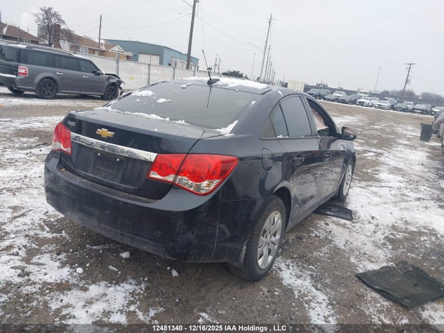 1G1PL5SH9F7211583 Chevrolet Cruze 2ls
