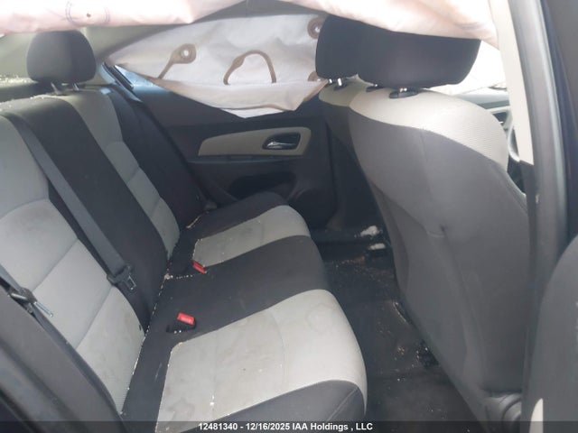 1G1PL5SH9F7211583 Chevrolet Cruze 2ls
