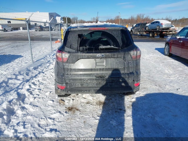 1FMCU0F70HUA33750 Ford ESCAPE S
