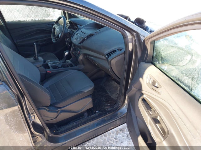1FMCU0F70HUA33750 Ford ESCAPE S