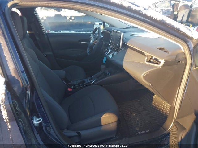 12481398 :رقم المزاد ، 5YFBPRBE2LP136786 vin ، 2020 Toyota Corolla Le مزاد بيع