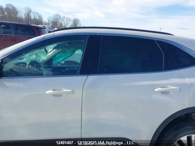 1FMCU9J9XNUA55263 Ford FORD