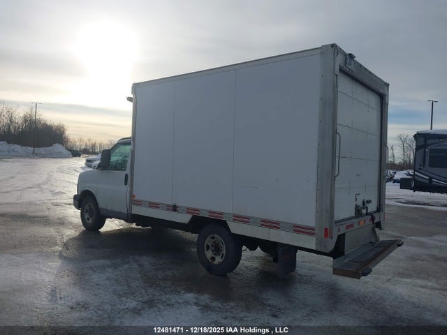 2011 Chevrolet Express G3500 მანქანა იყიდება აუქციონზე, vin: 1GB0G2BA8B1138707, აუქციონის ნომერი: 12481471