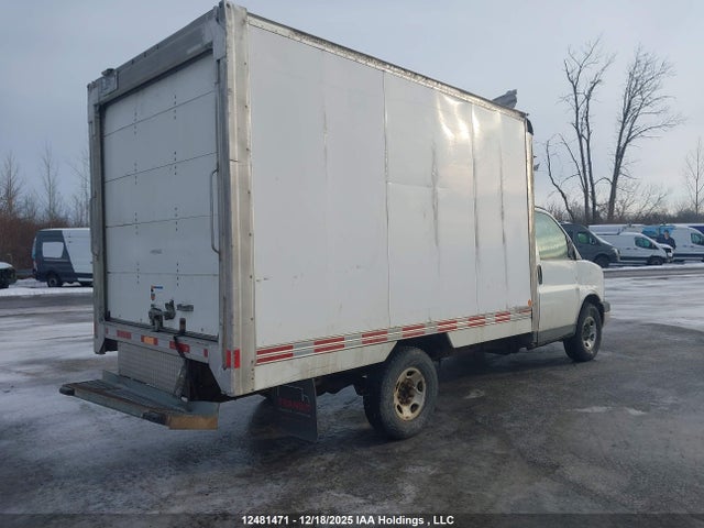 2011 Chevrolet Express G3500 მანქანა იყიდება აუქციონზე, vin: 1GB0G2BA8B1138707, აუქციონის ნომერი: 12481471