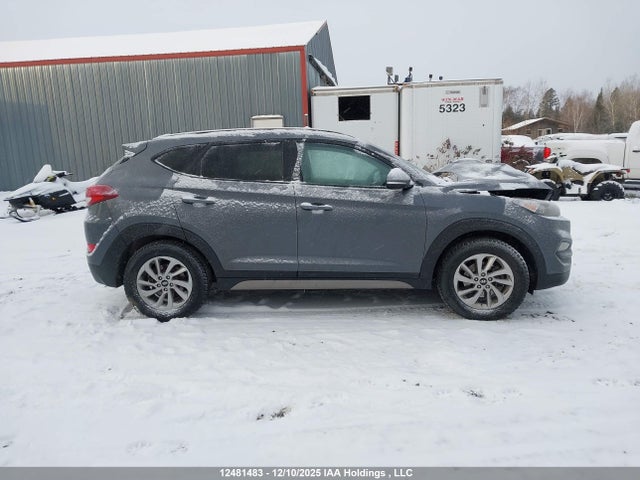 KM8J3CA43JU714452 Hyundai Tucson Limited/sport And Eco/se