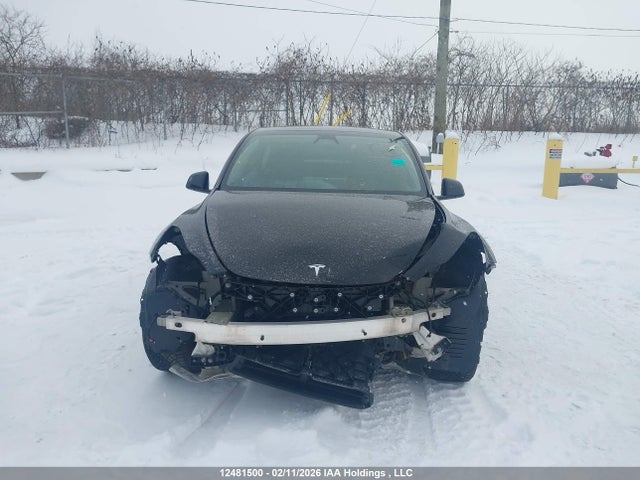7SAYGDEE0RF105679 Tesla Model Y
