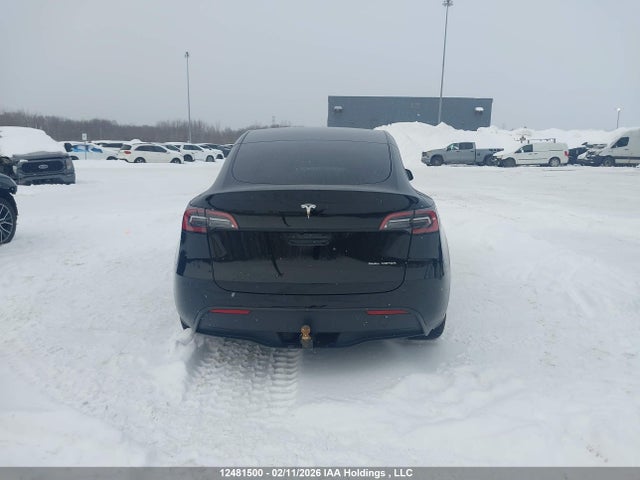 7SAYGDEE0RF105679 Tesla Model Y
