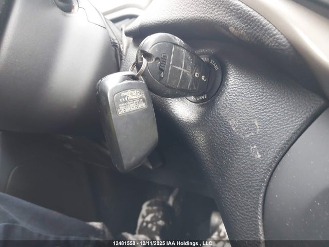 1C4PJLAB0EW114016 Jeep Cherokee Sport