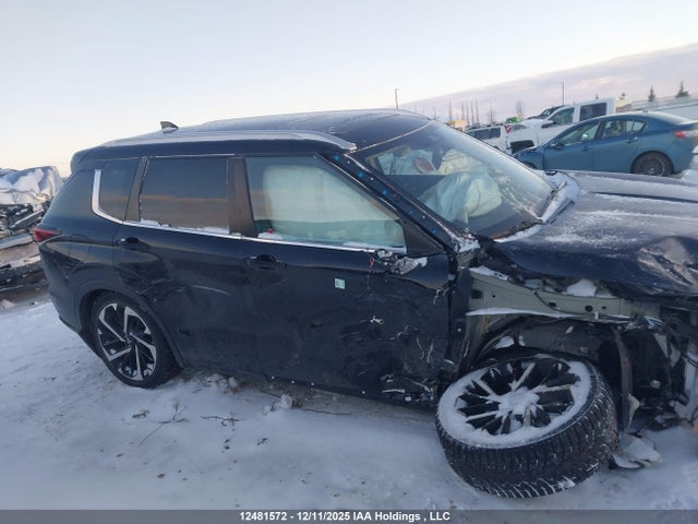 JA4J4UA87NZ602265 Mitsubishi Outlander Se/black Edition