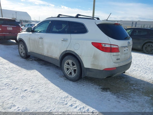 KM8SNDHFXGU146589 Hyundai Santa Fe Se/limited