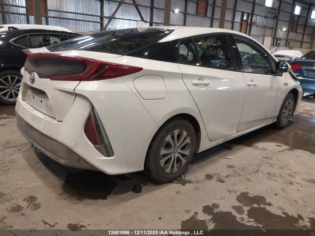 Toyota Prius 2020 JTDKARFP8L3151458 Image 4