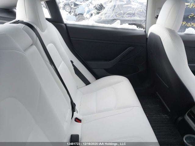 Продажа на аукционе авто 2022 Tesla Model 3 Long Range, vin: 5YJ3E1EB5NF250194, номер лота: 12481723
