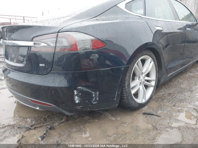 5YJSA1H18EFP48660 Tesla MODEL S