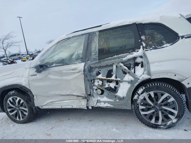 Subaru Forester Hybrid E-boxer Premier 2025 JF2SLSTD2SH422917 Image 14