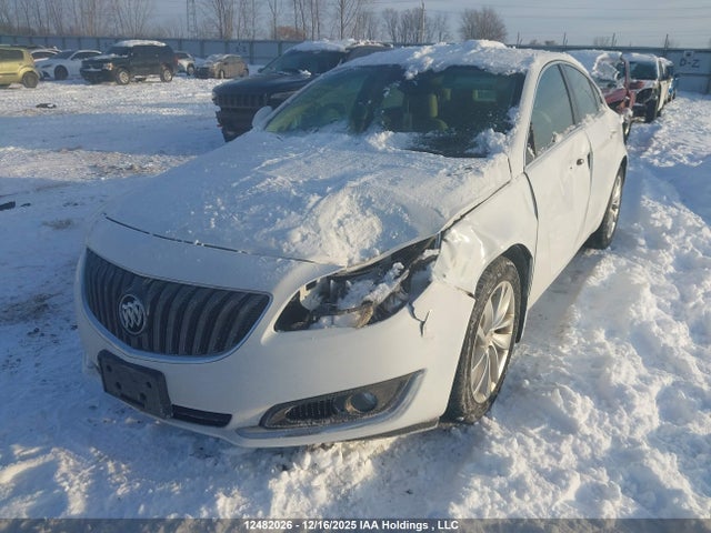 Buick Regal 2015 2G4GK5EX1F9220219 Image 2