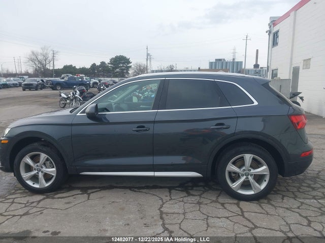 WA1BNAFYXK2075027 Audi Q5 Premium Plus