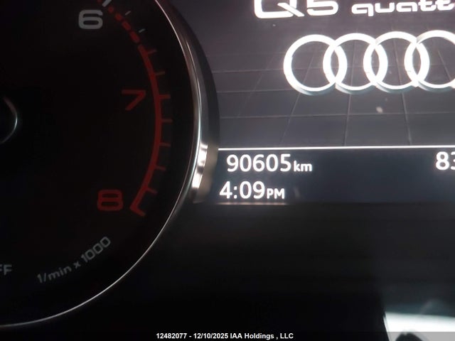 WA1BNAFYXK2075027 Audi Q5 Premium Plus
