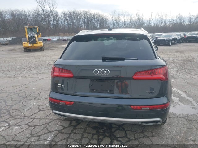 WA1BNAFYXK2075027 Audi Q5 Premium Plus