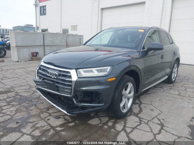WA1BNAFYXK2075027 Audi Q5 Premium Plus