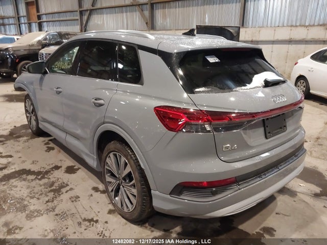 WA1GUAFZ3SP044335 Audi Q4 E-TRON