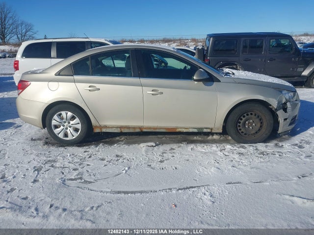 Chevrolet Cruze 1lt 2014 1G1PC5SB8E7268075 Image 29