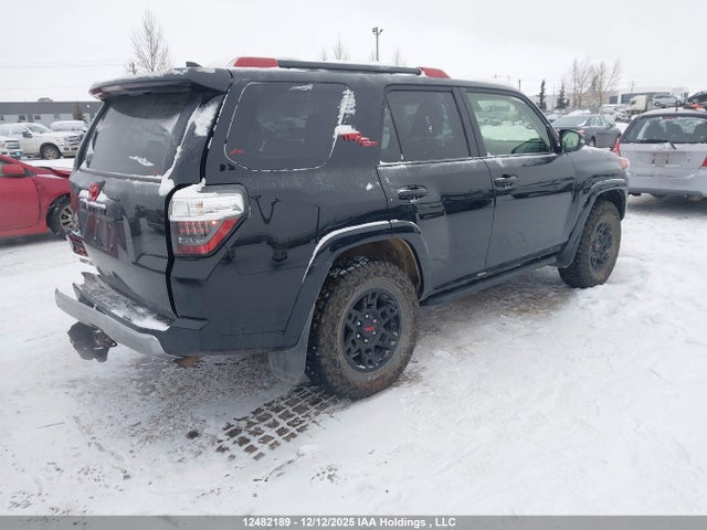Toyota 4runner 2023 JTERU5JR1P6182011 Image 4