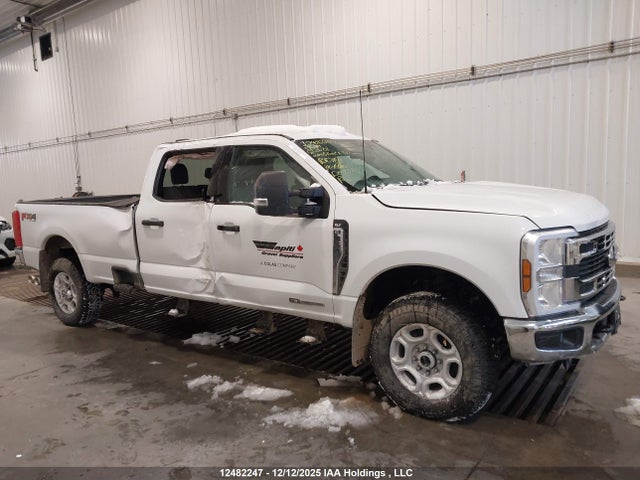 Ford F-350 Xlt 2025 1FT8W3BT1SEC12678 Image 13