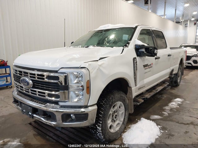 Ford F-350 Xlt 2025 1FT8W3BT1SEC12678 Image 2