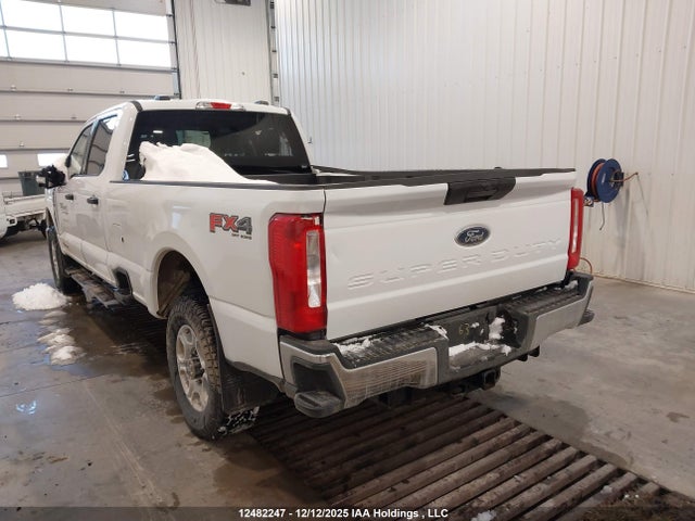 Ford F-350 Xlt 2025 1FT8W3BT1SEC12678 Image 3