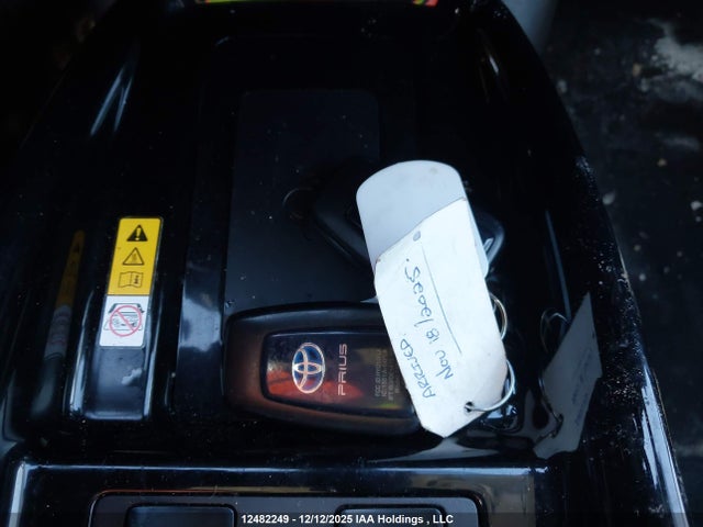 JTDL9MFU9N3040152 Toyota Prius