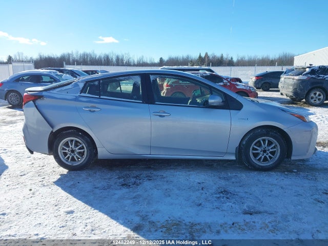 JTDL9MFU9N3040152 Toyota Prius