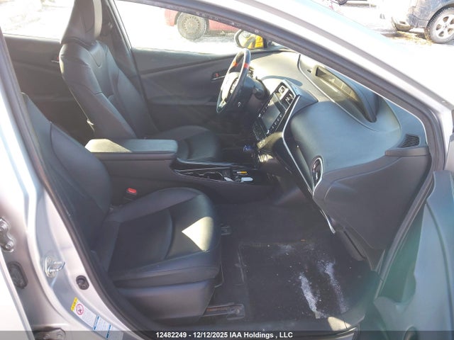 JTDL9MFU9N3040152 Toyota Prius