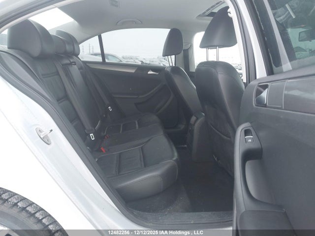 3VWL17AJ2HM231207 Volkswagen Jetta Sel/sel Premium