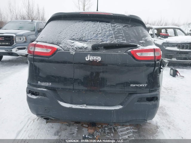 1C4PJLAB8EW315856 Jeep Cherokee Sport