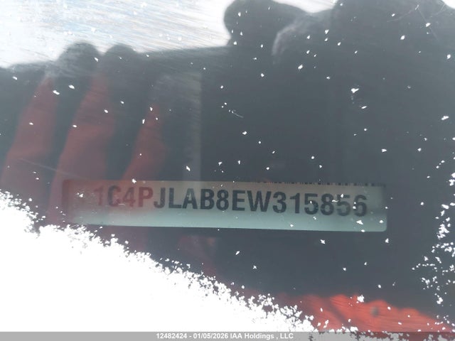 1C4PJLAB8EW315856 Jeep Cherokee Sport