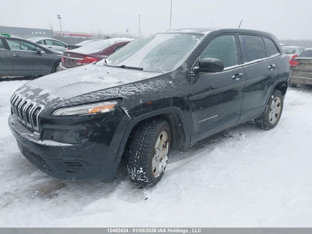 1C4PJLAB8EW315856 Jeep Cherokee Sport