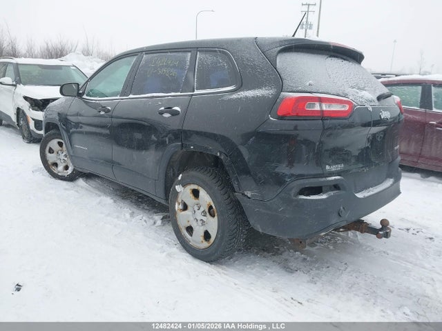 1C4PJLAB8EW315856 Jeep Cherokee Sport